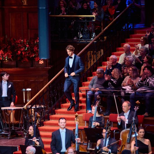 Joshua Guerrero treed op met het Nederlands Philharmonisch