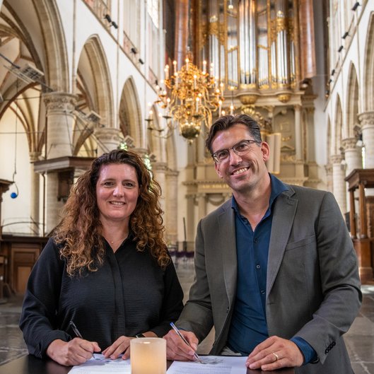 Fiona Arens (Nederlands Philharmonisch) & Naud van Geffen (Theater De Vest) © Keith Montgomery